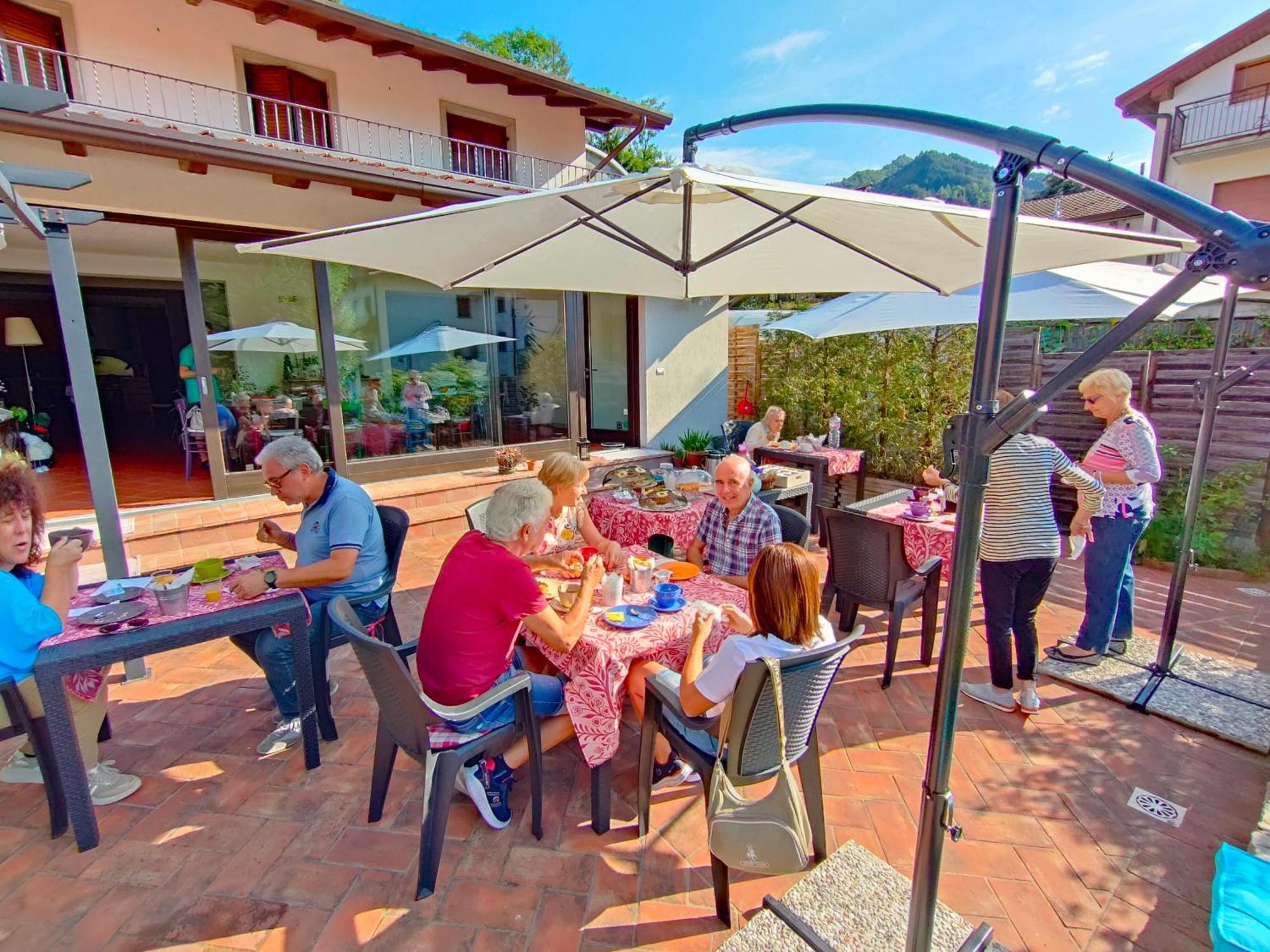 Bed&Breakfast Angela Clusone Bagian luar foto