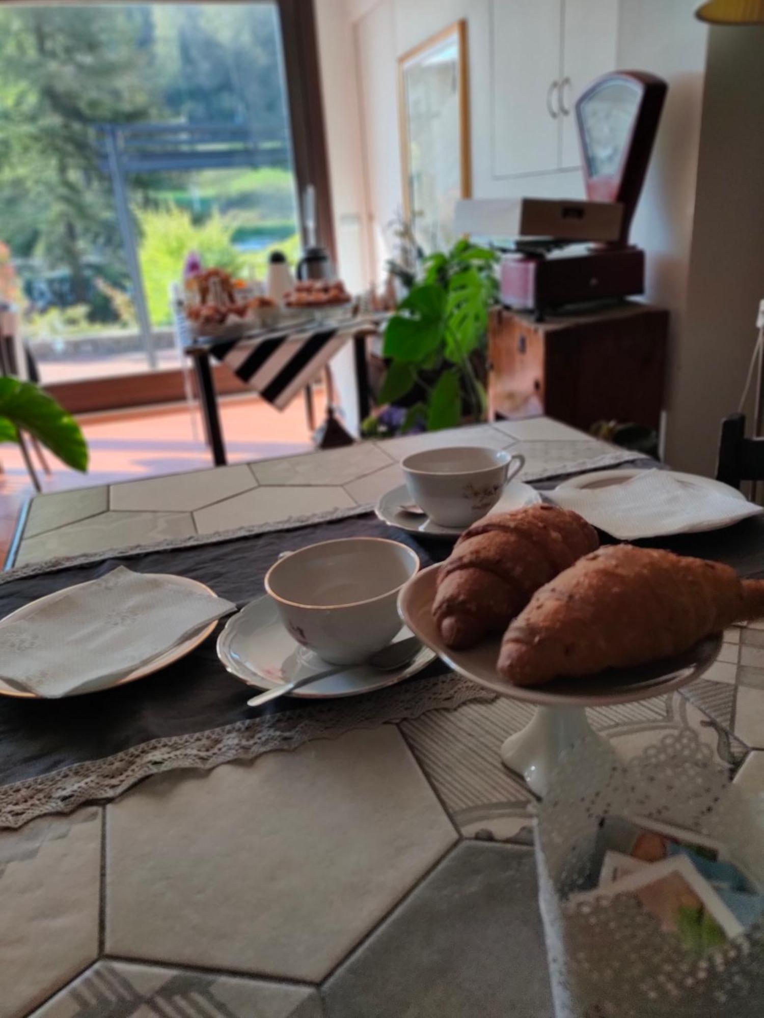 Bed&Breakfast Angela Clusone Bagian luar foto